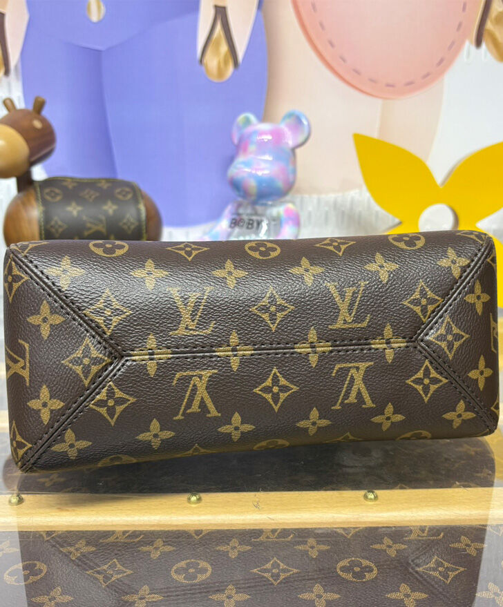 Louis Vuitton The Drop PM M12940 Brown